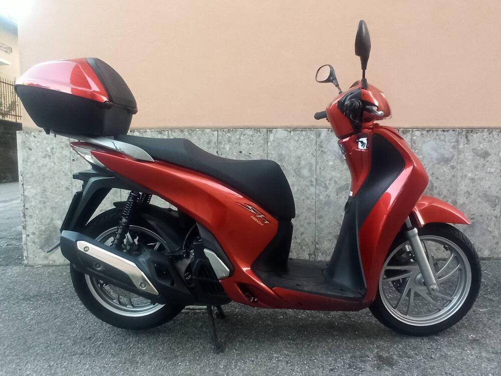 Honda SH 150 i ABS (2013 - 16) (2)