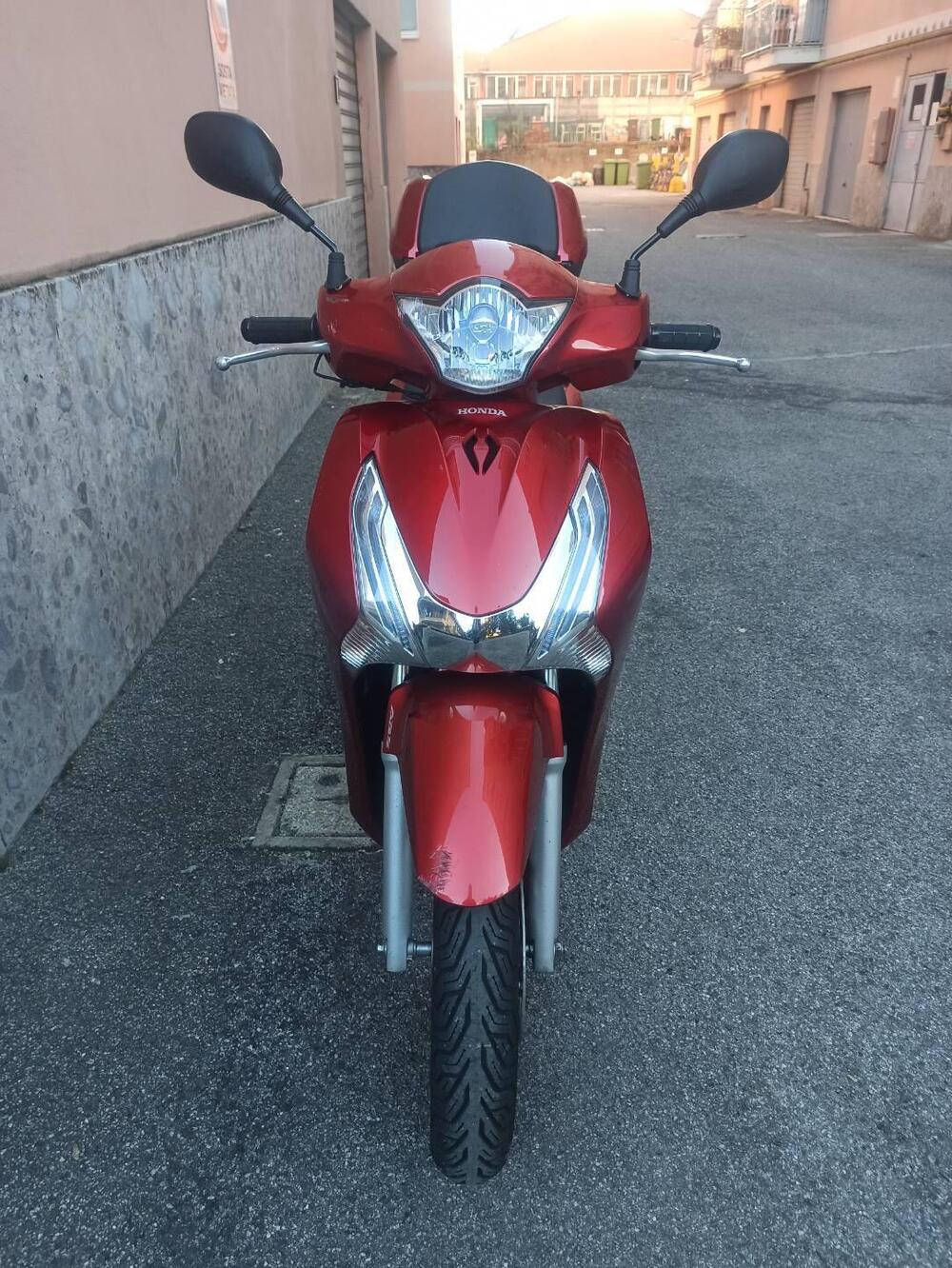 Honda SH 150 i ABS (2013 - 16) (3)