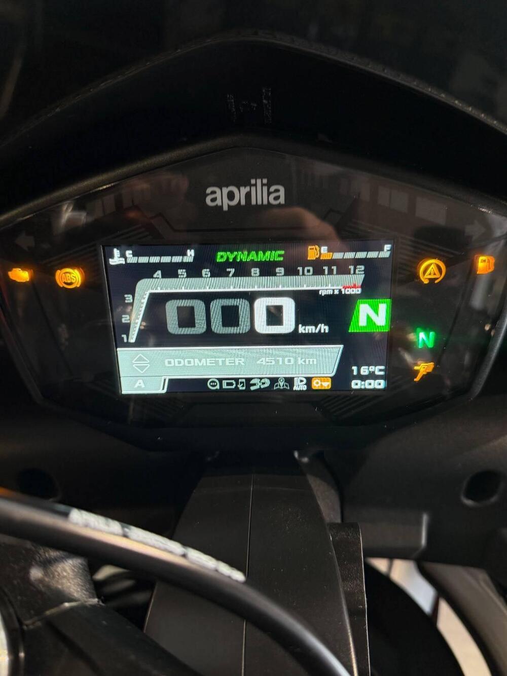 Aprilia Tuono 660 Factory (2022 - 24) (6)