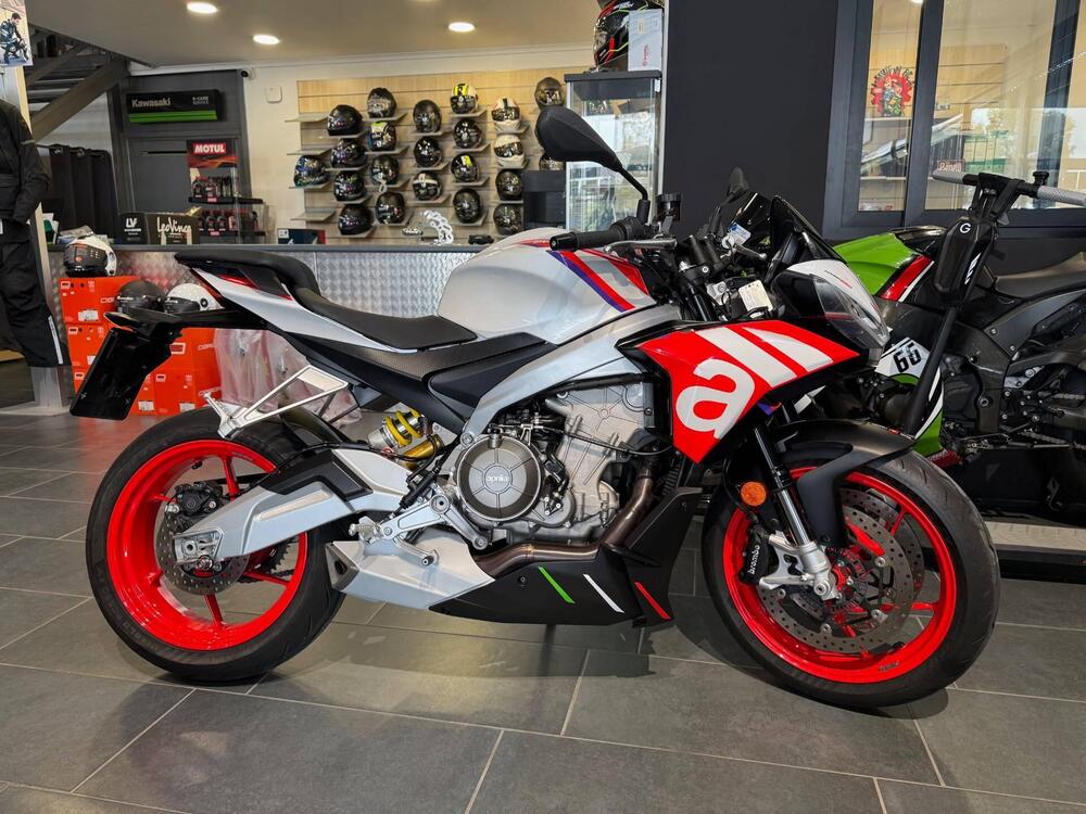 Aprilia Tuono 660 Factory (2022 - 24) (2)
