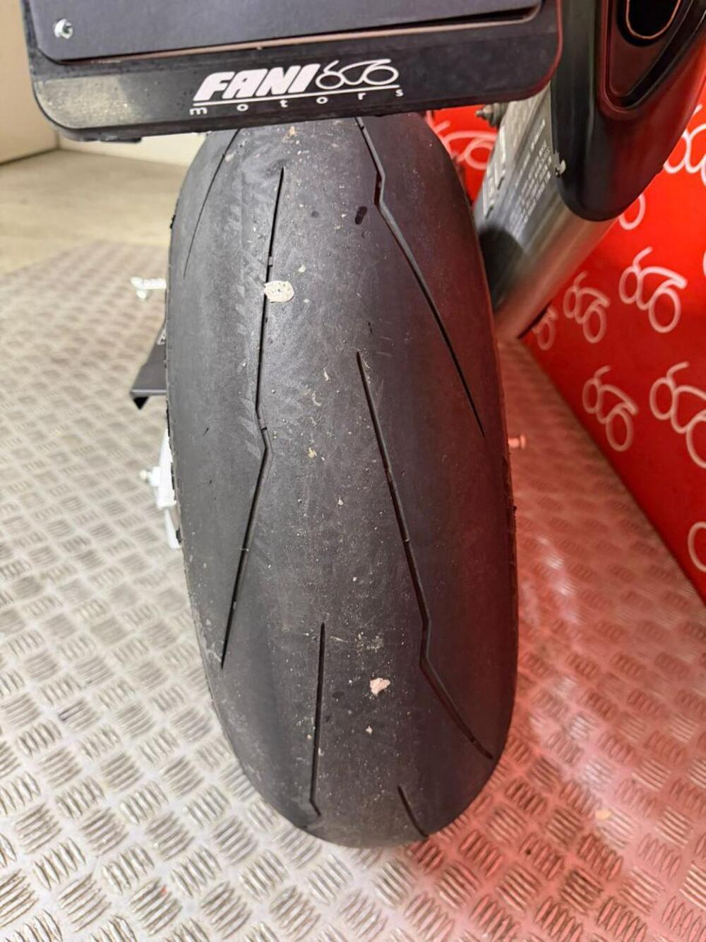 Aprilia Tuono V4 Factory (2021 - 24) (5)