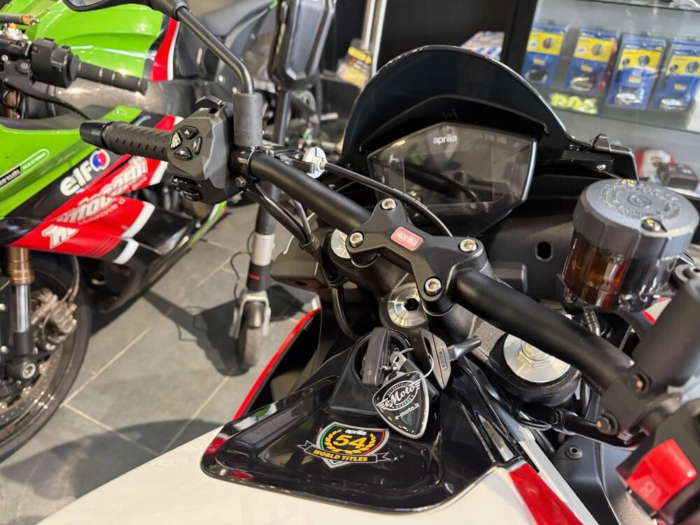 Aprilia Tuono 660 Factory (2022 - 24) (5)