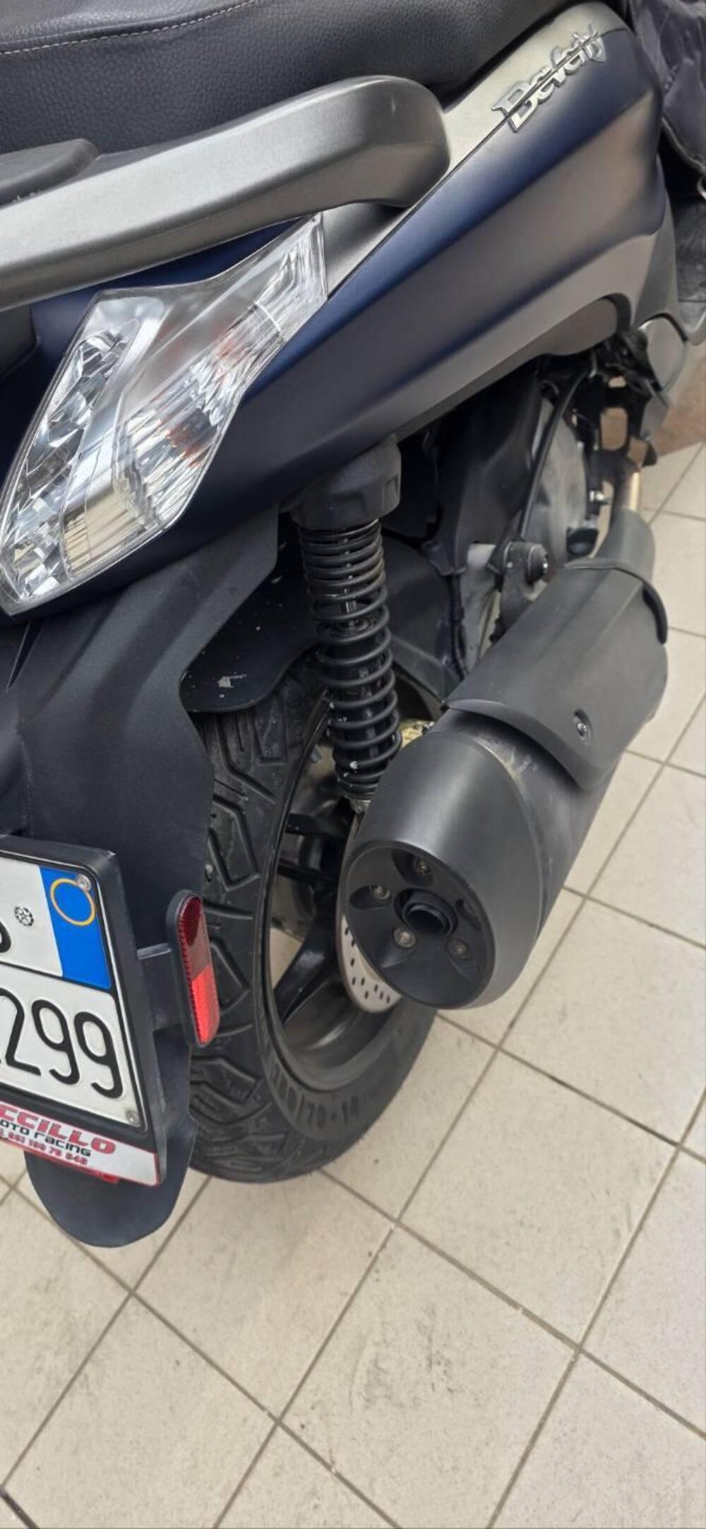 Piaggio Beverly 350 S ABS (2019 - 20) (11)