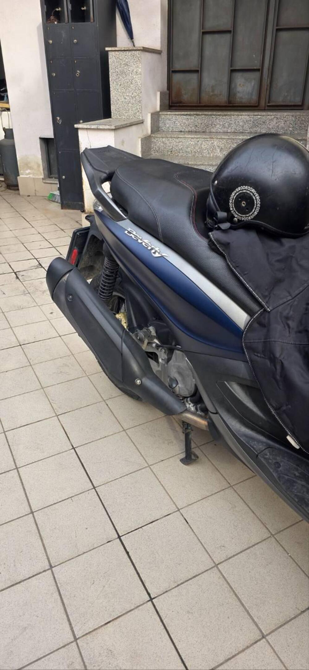 Piaggio Beverly 350 S ABS (2019 - 20) (13)