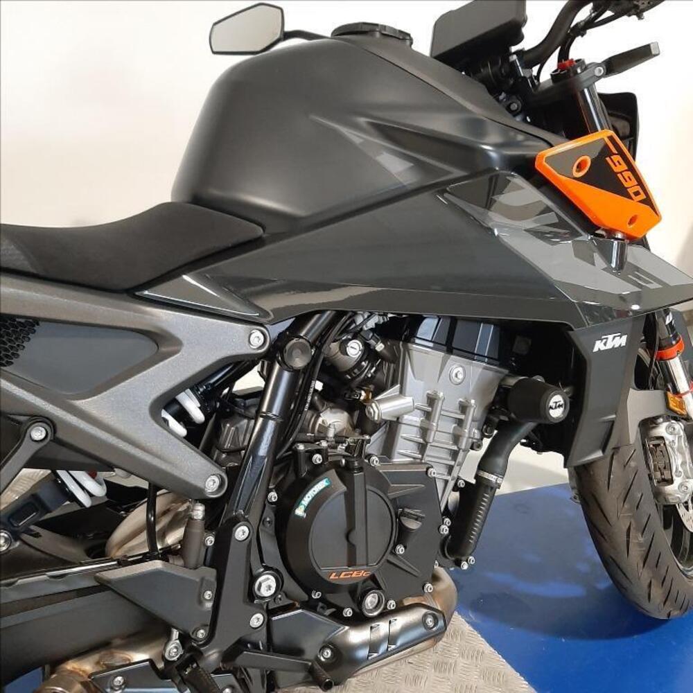 KTM 990 Duke (2024 - 26) (7)
