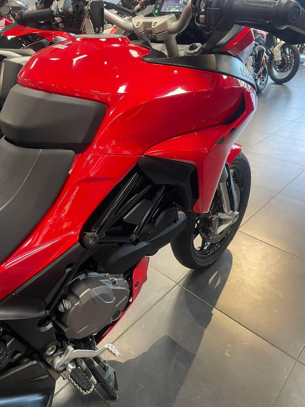 Ducati Multistrada V2 S (2022 - 24) (7)