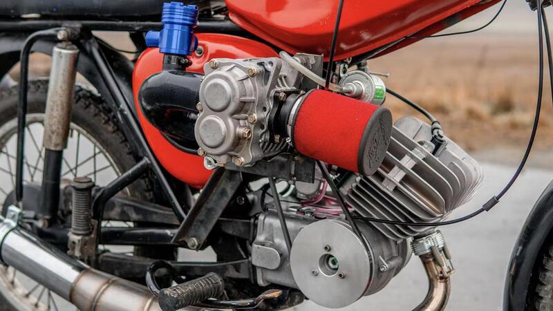 Un Simson sovralimentato con compressore: oltre 20 cavalli e pi&ugrave; di 100 Km/h di pura follia tedesca