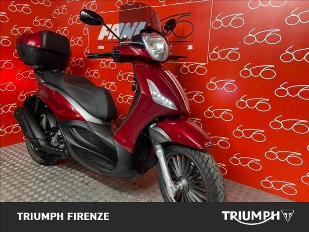 Piaggio Beverly 300 i.e. ABS-ASR (2016 - 20) (8)