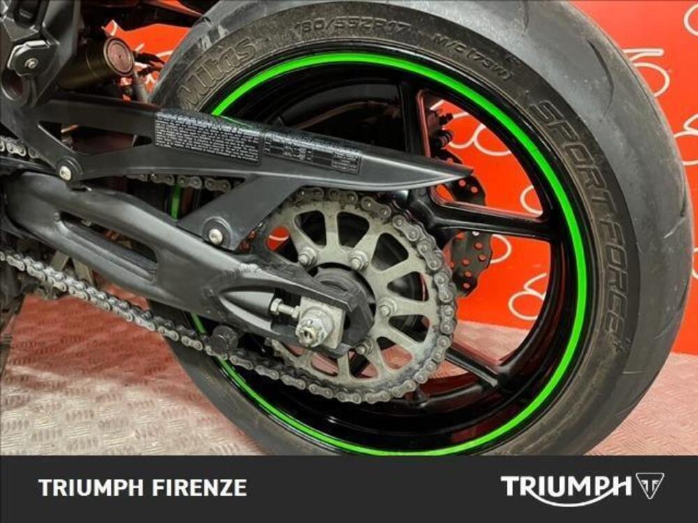 Kawasaki Z 750 R (2011 - 14) (7)