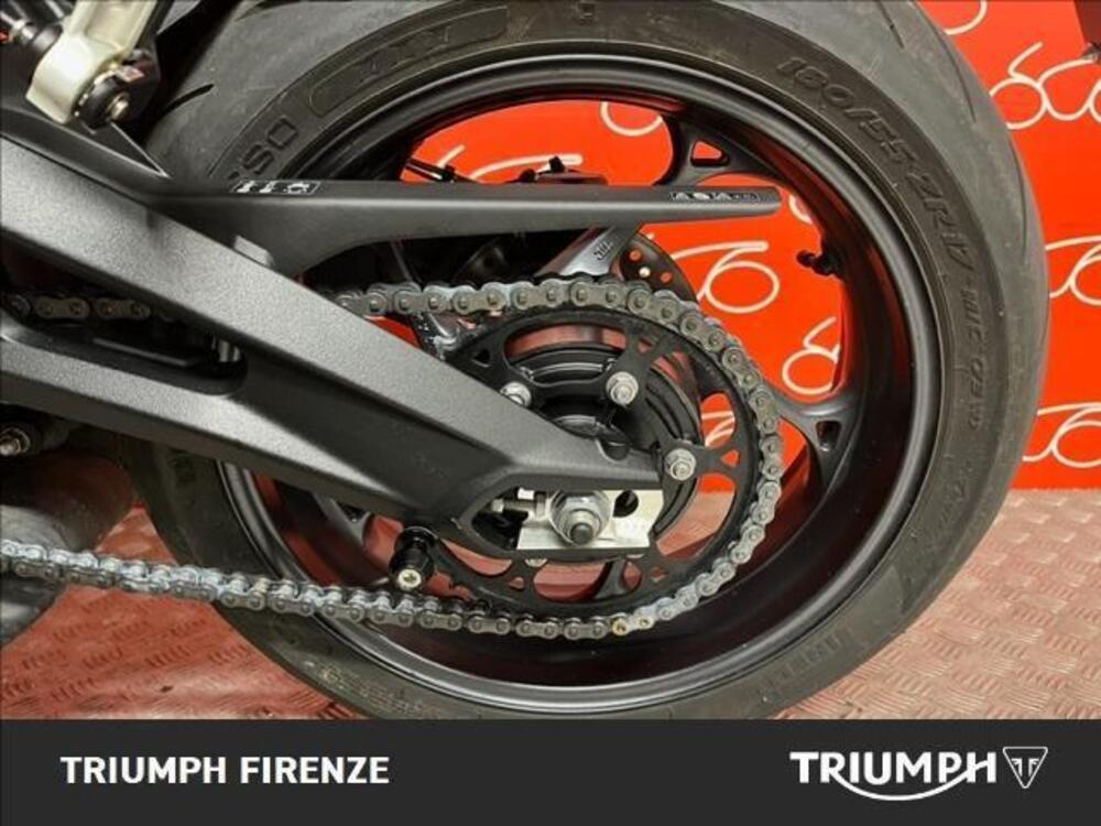 Triumph Street Triple R (2020 - 22) (7)
