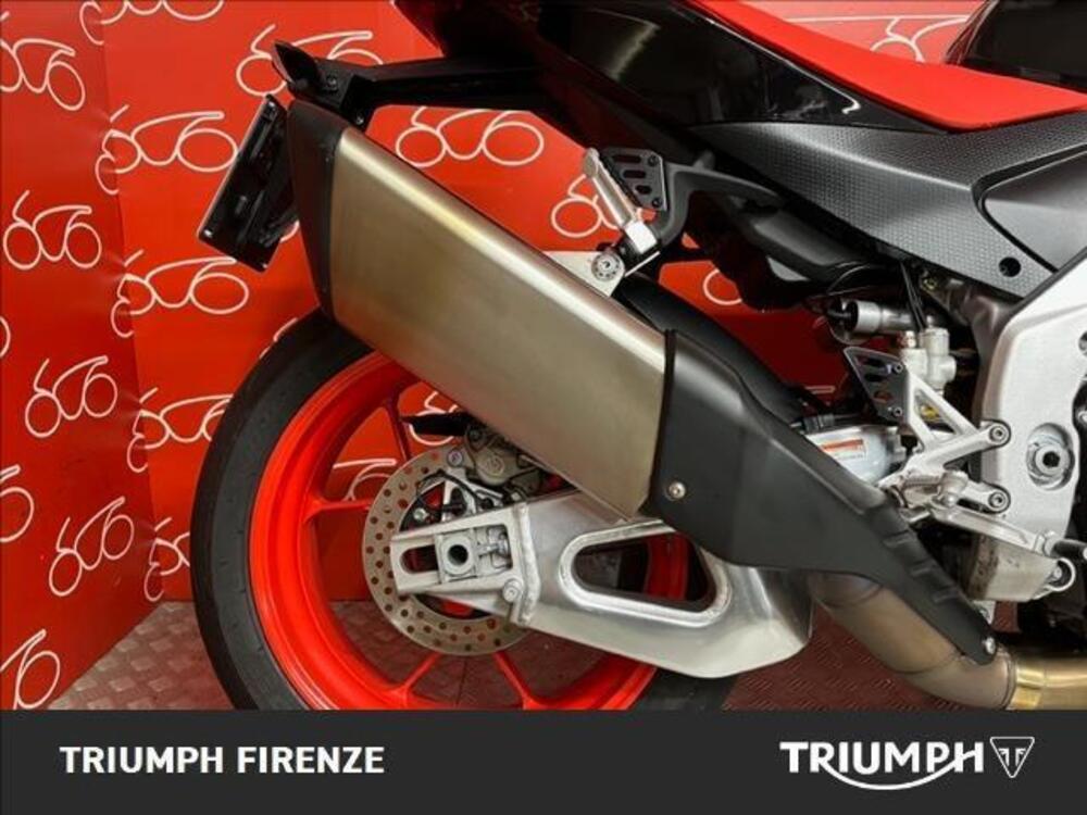Aprilia Tuono V4 Factory (2021 - 24) (8)