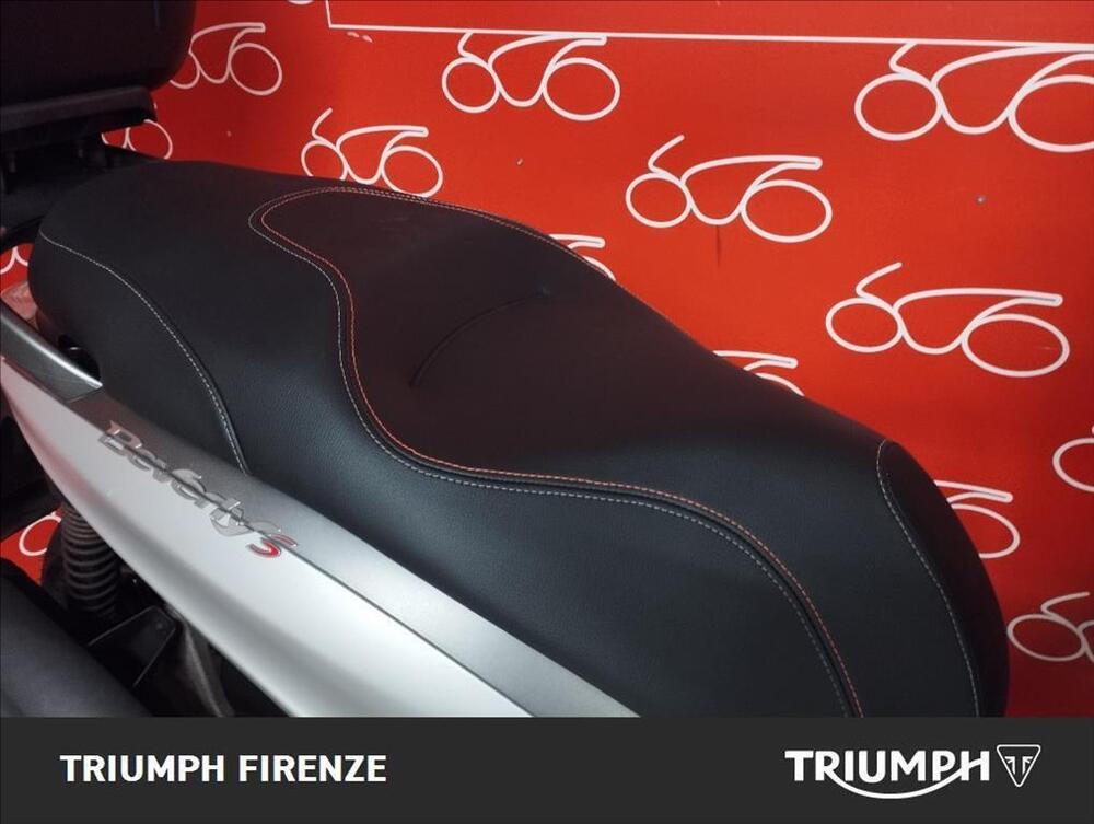 Piaggio Beverly 300 i.e. ABS-ASR (2016 - 20) (6)