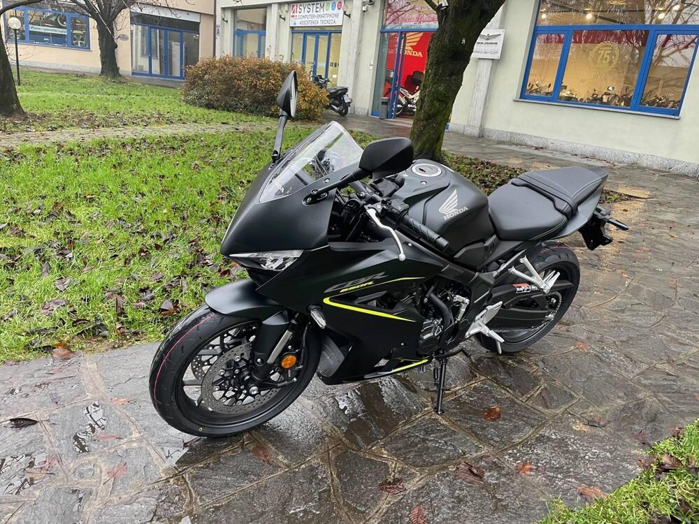 Honda CBR 650 R E-Clutch (2024 - 26) (3)