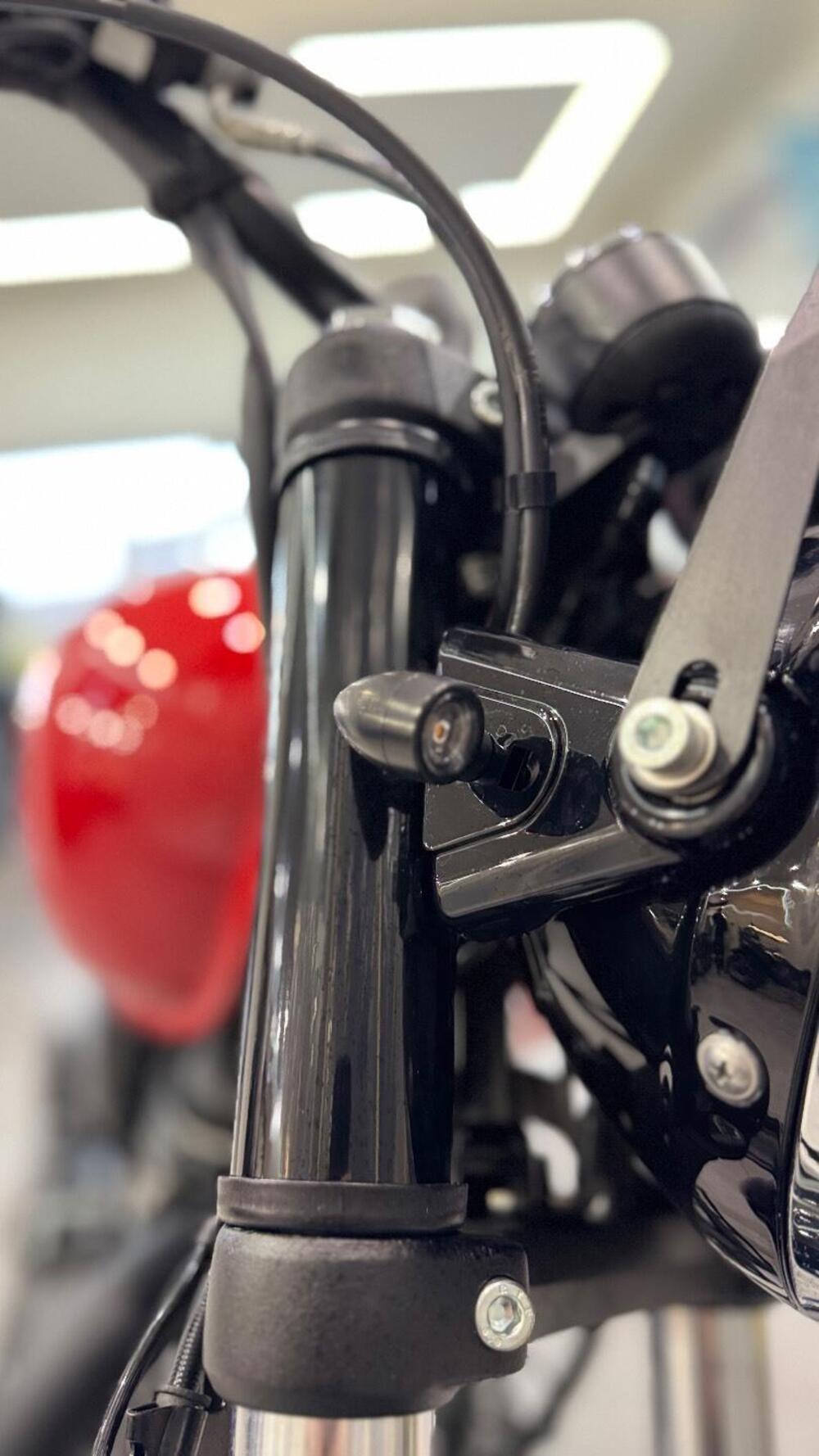 Royal Enfield Meteor 350 Fireball (2021 - 25) (4)