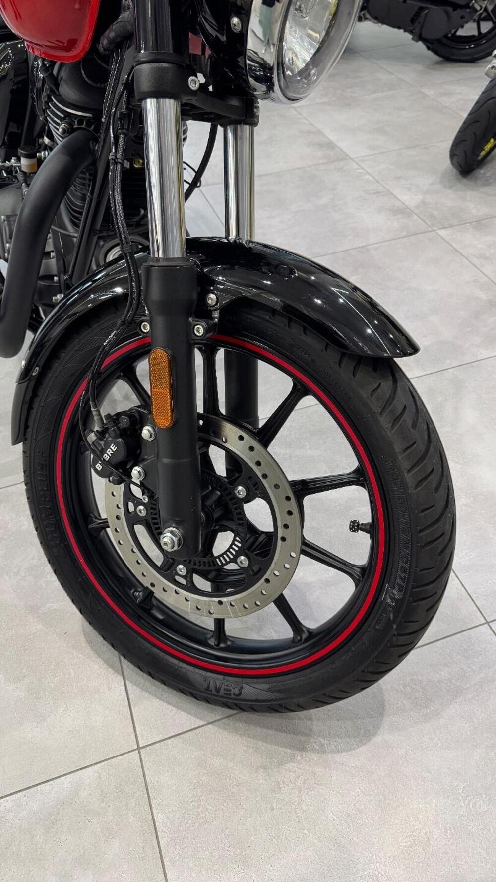 Royal Enfield Meteor 350 Fireball (2021 - 25) (8)