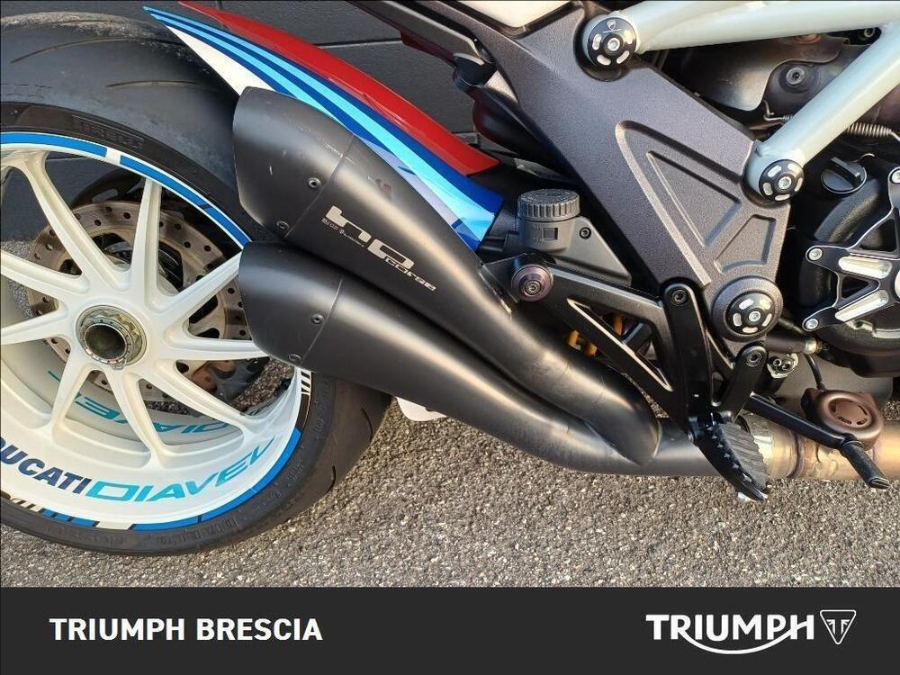 Ducati Diavel 1200 Carbon (2010 - 13) (4)