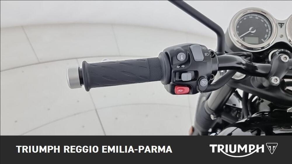 Triumph Bonneville T120 (2021 - 25) (11)