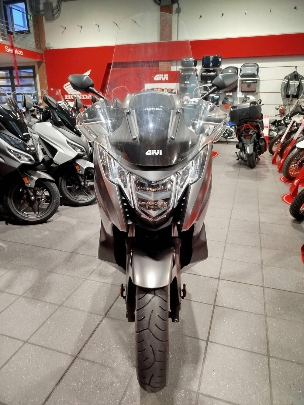 Honda Integra 750 DCT Sport (2018 - 20) (3)