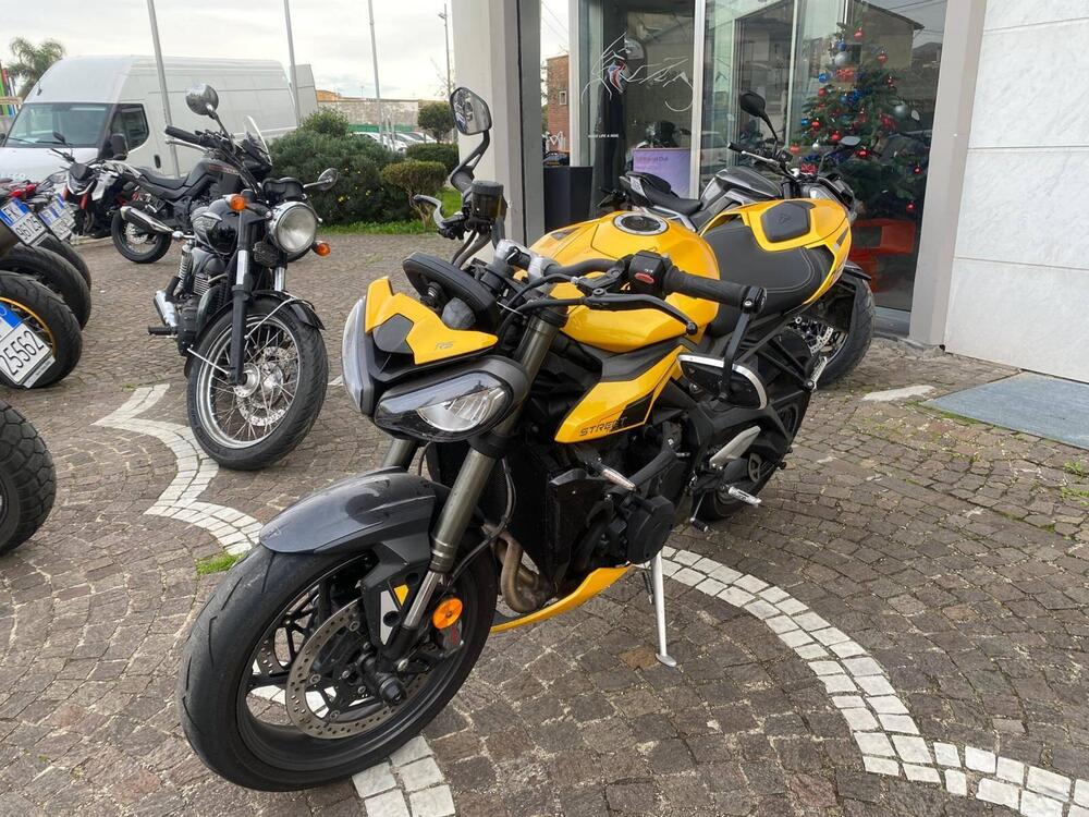 Triumph Street Triple 765 RS (2023 - 25) (4)