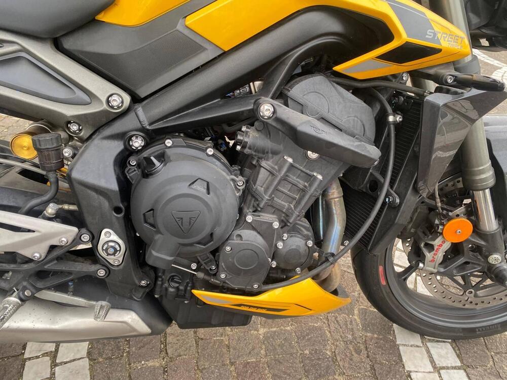 Triumph Street Triple 765 RS (2023 - 25) (9)