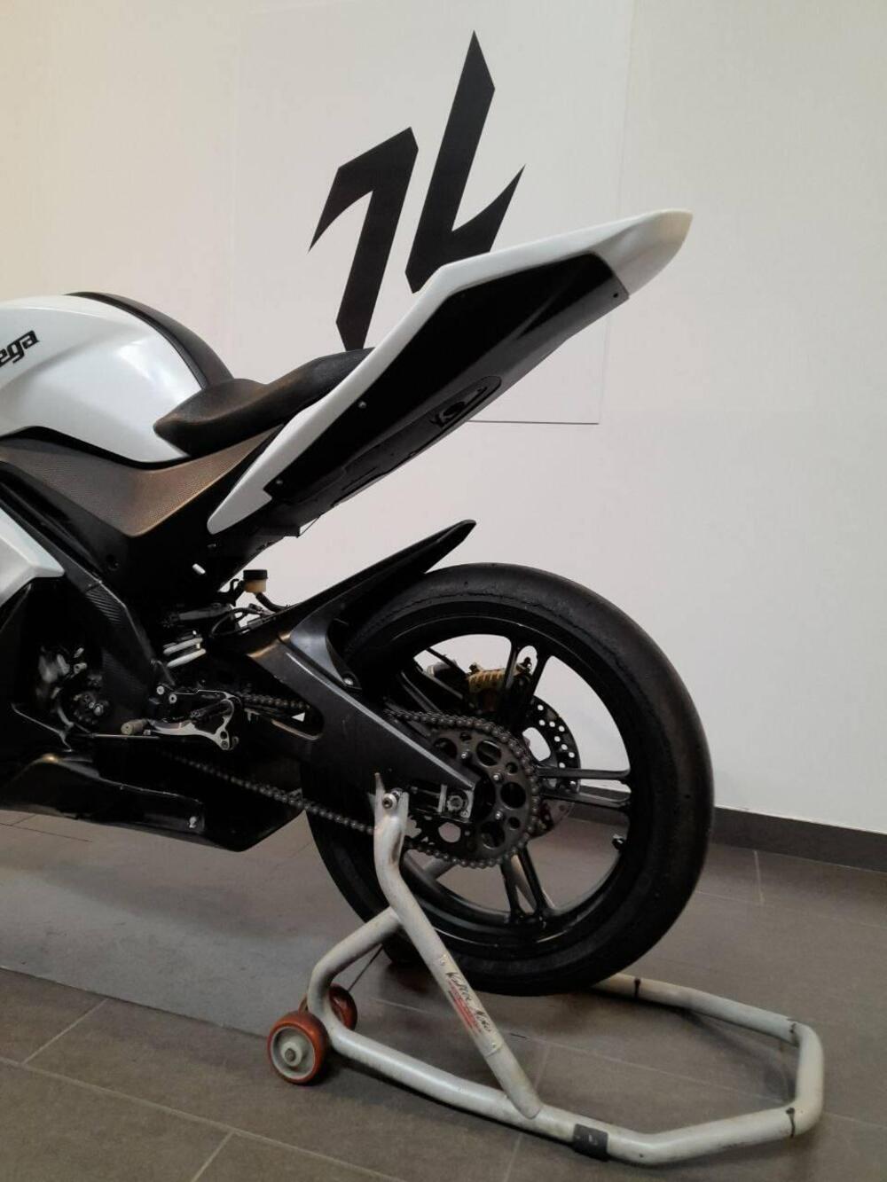 Yamaha YZF R125 (2008 -13) (3)