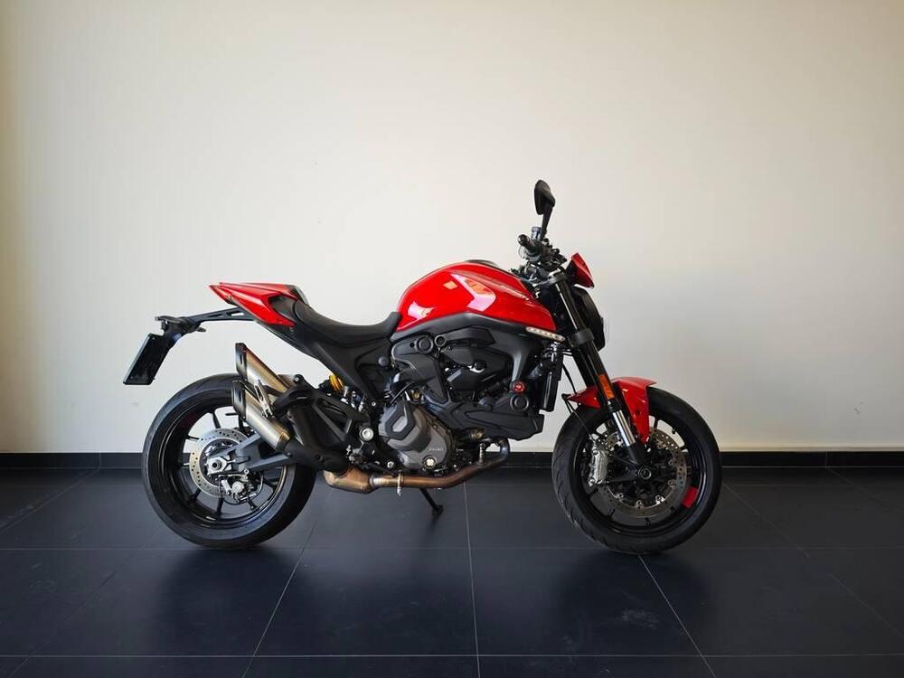 Ducati Monster 937 + (2021 - 25) (2)