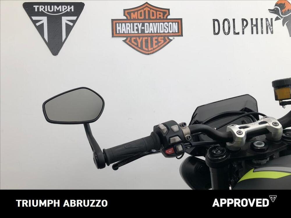 Triumph Street Triple RS (2020 - 22) (8)