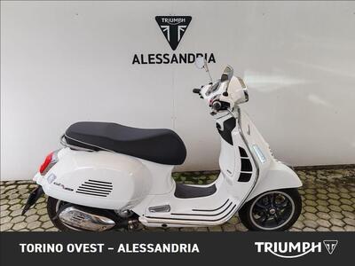 Vespa GTS 300 Super (2023 - 24) usata