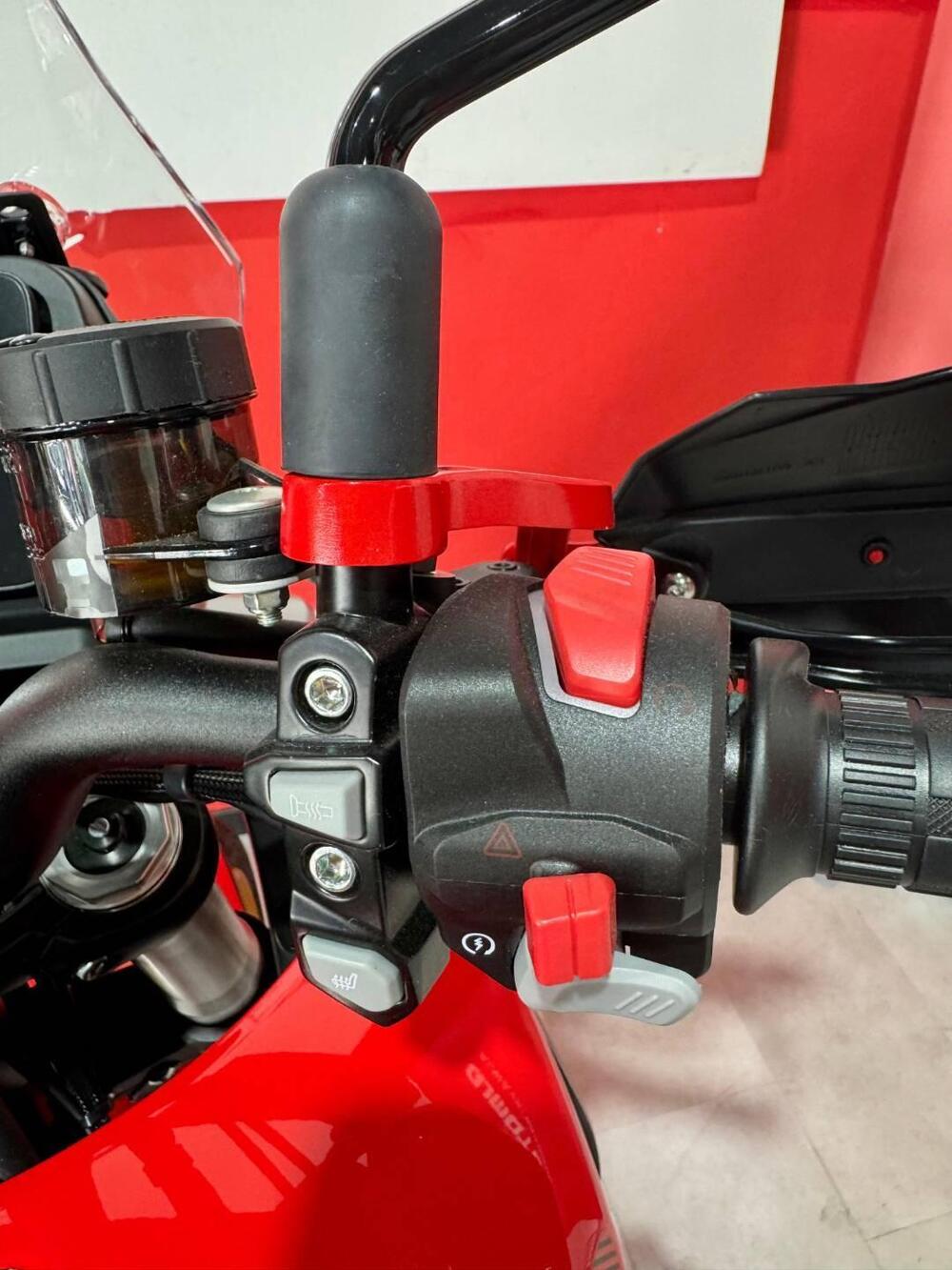 QJ Motor SRT 700 SX (2025) (7)