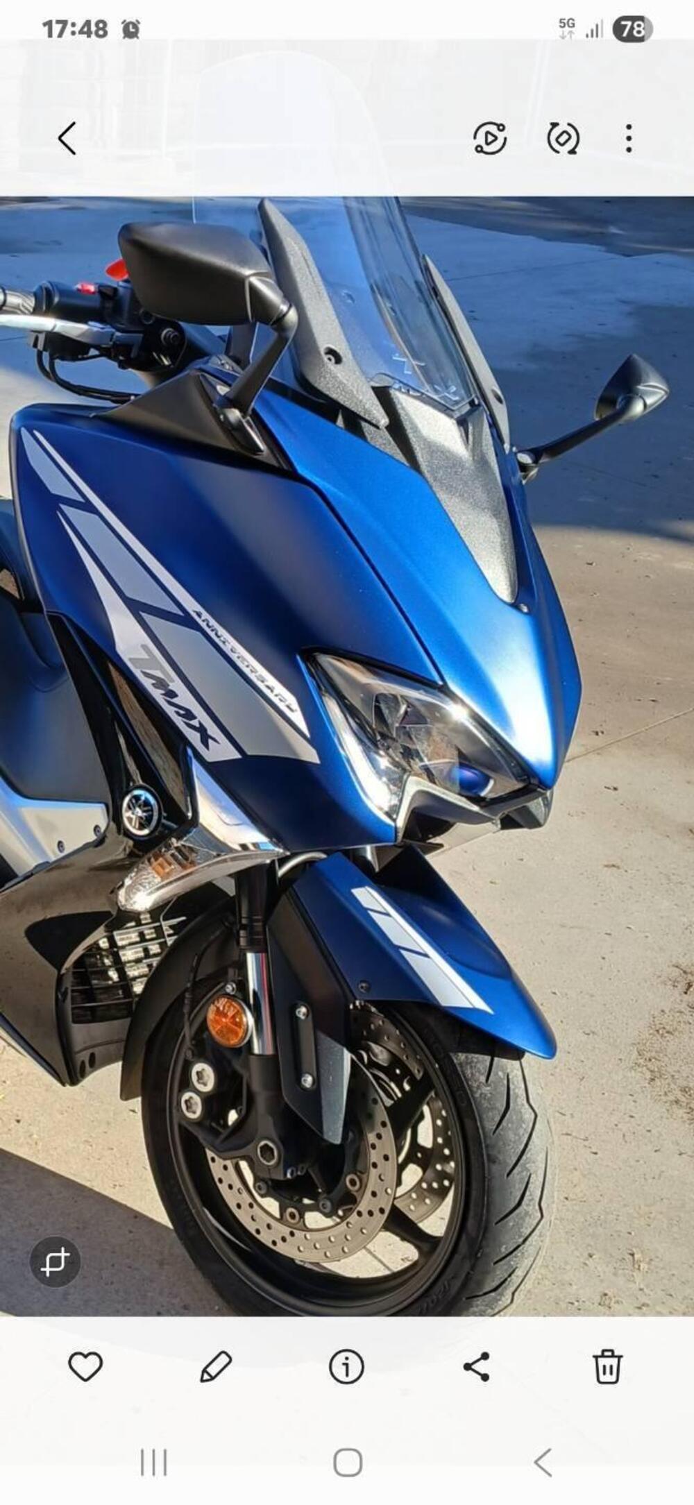 Yamaha T-Max 530 DX (2017 - 19) (2)