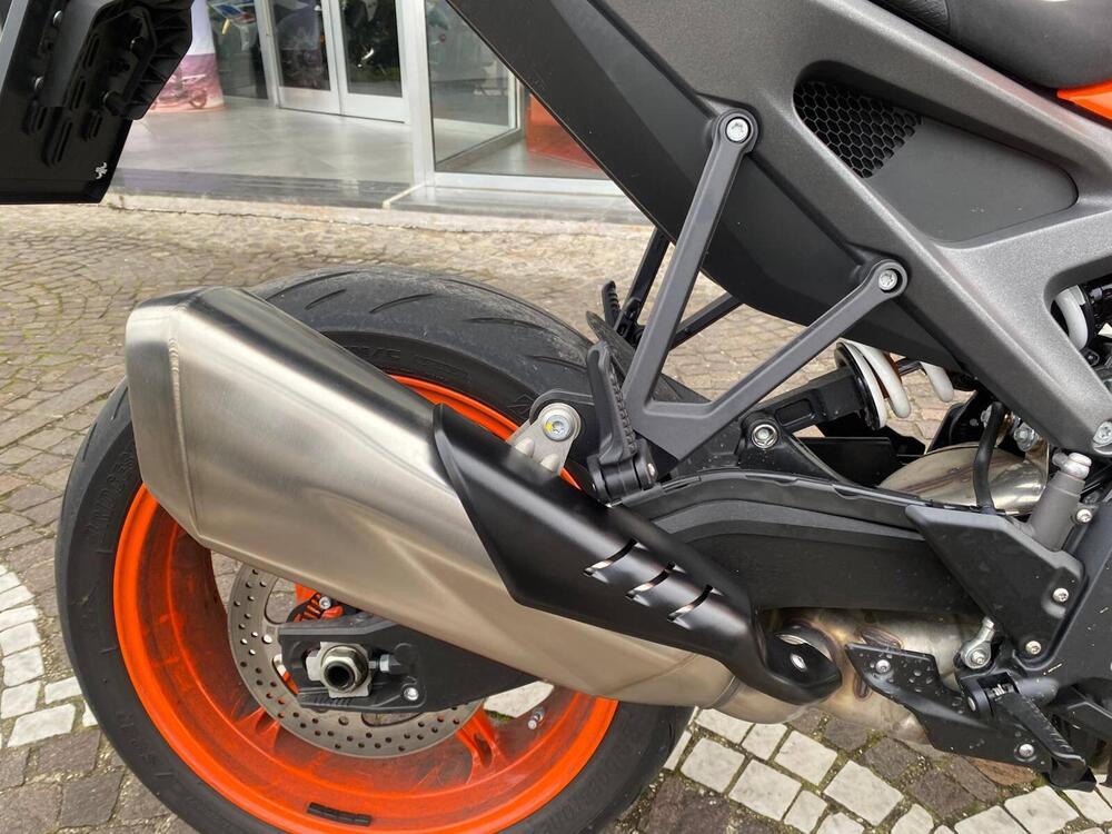 KTM 990 Duke (2024 - 26) (12)
