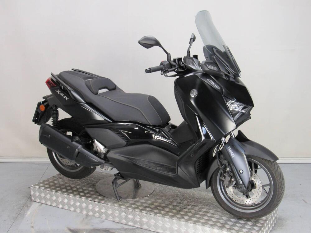 Yamaha X-Max 300 Tech Max (2021 - 24) (9)