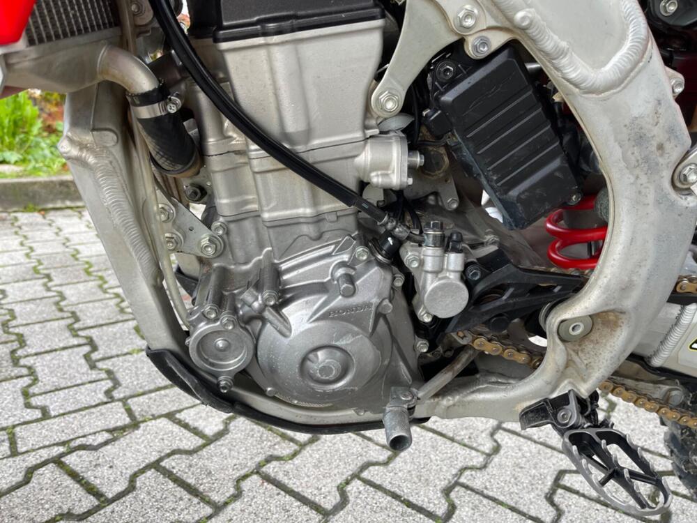 Honda CRF 250 R (2023) (8)