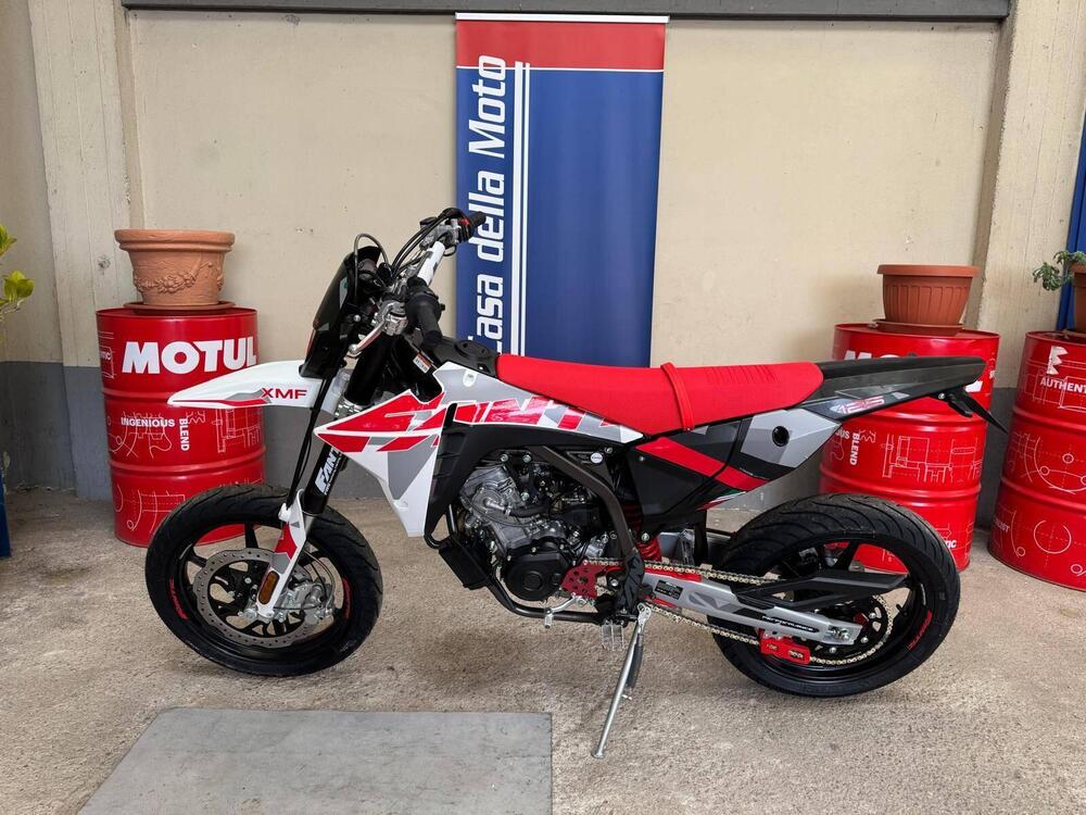 Fantic Motor XMF 125 Performance (2025) (10)