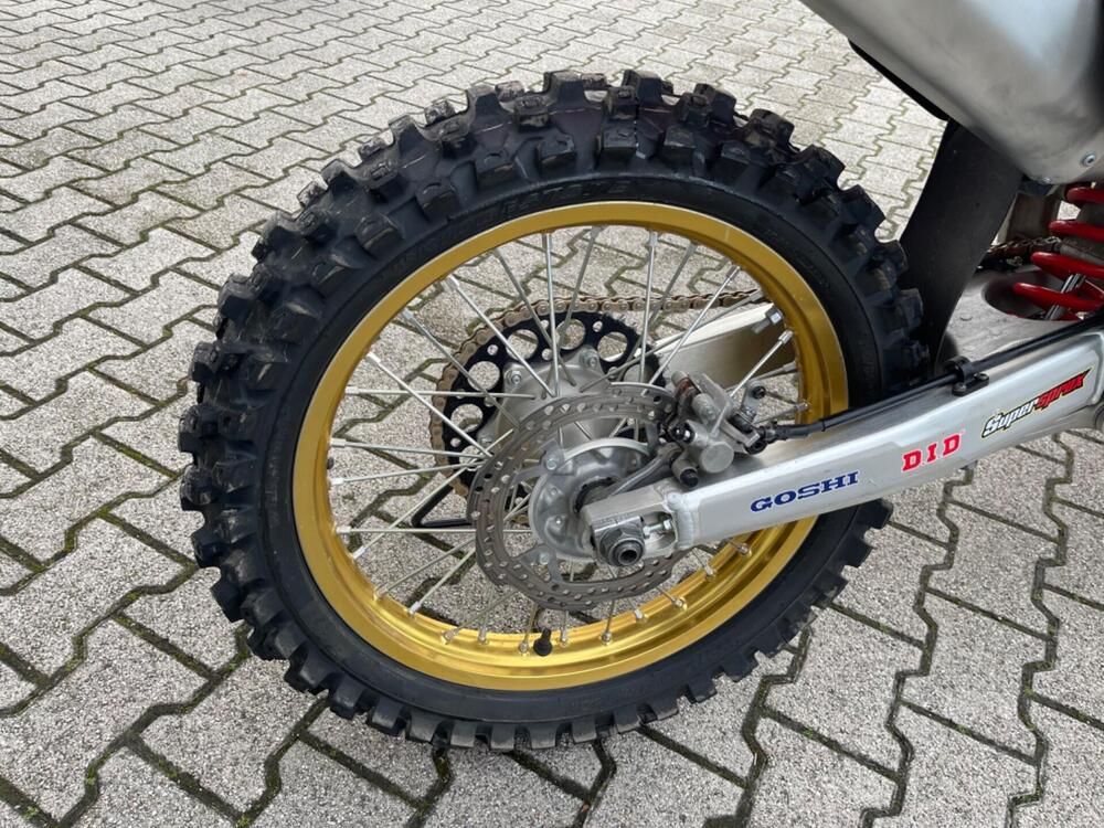 Honda CRF 250 R (2023) (9)