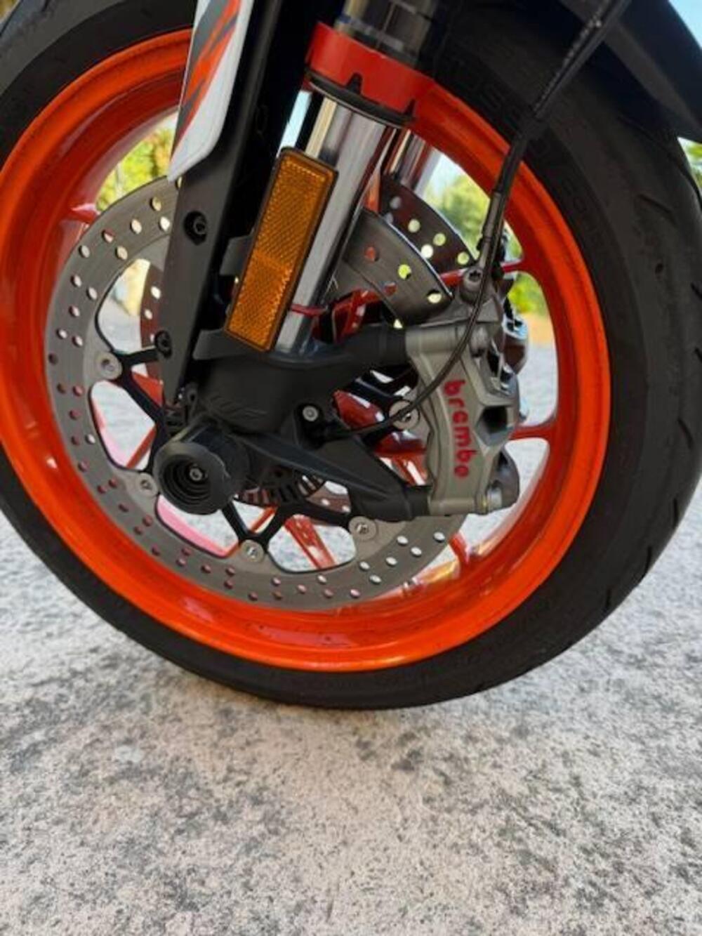 KTM 890 Duke R (2021) (9)