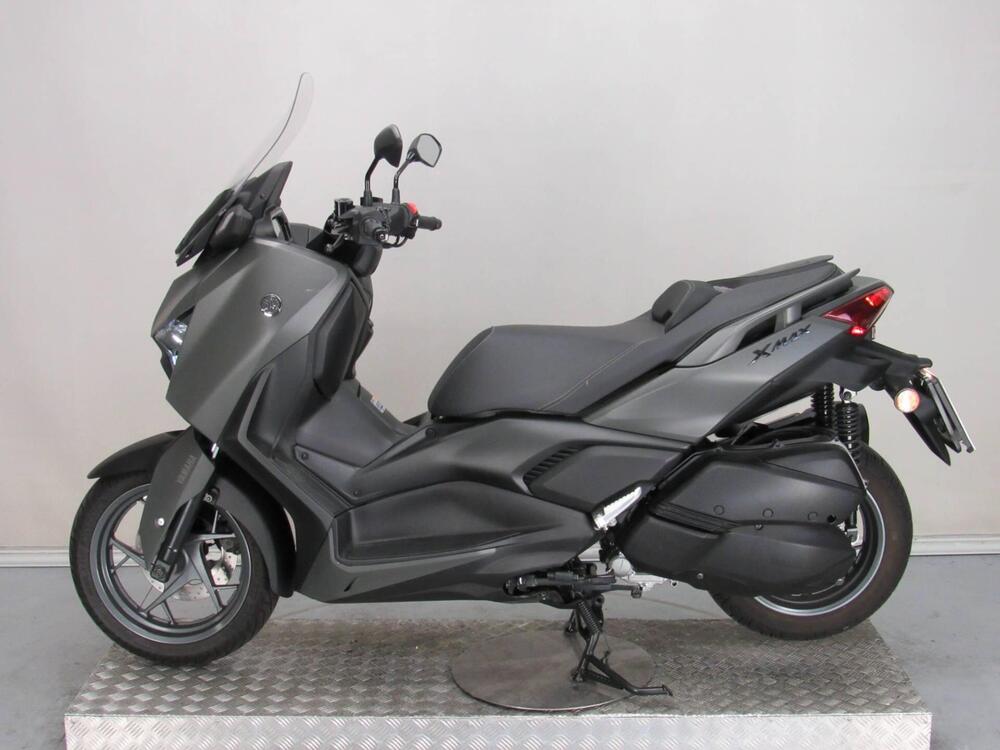 Yamaha X-Max 300 (2025) (4)