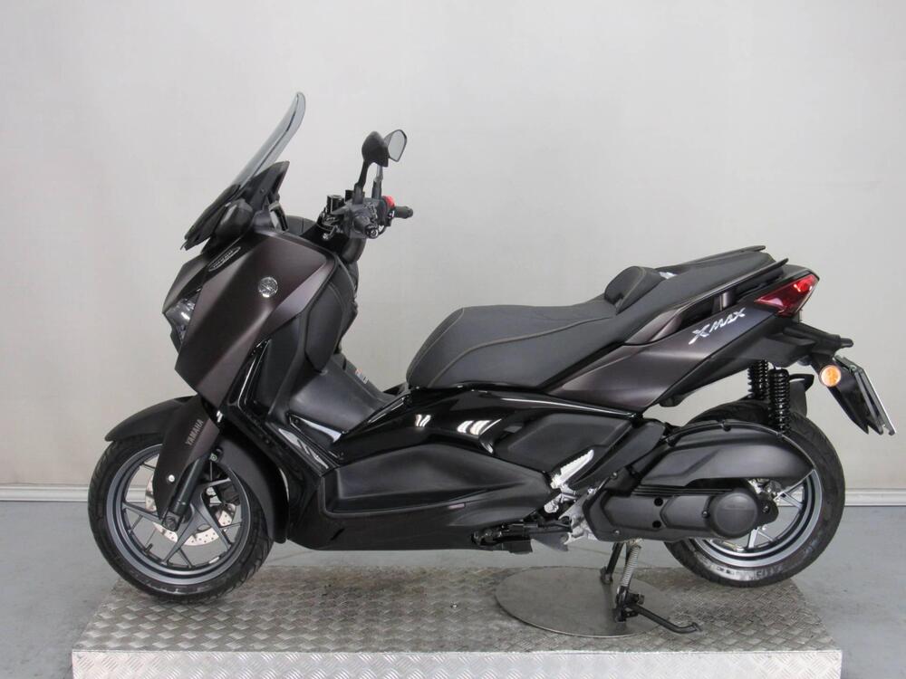Yamaha X-Max 125 Tech Max (2021 - 24) (4)