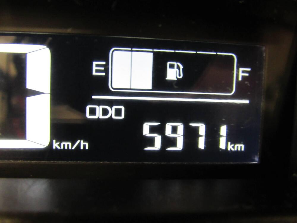 Yamaha X-Max 125 Tech Max (2021 - 24) (7)