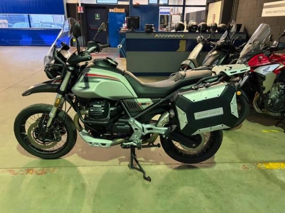 Moto Guzzi V85 TT Travel (2021 - 23) (5)