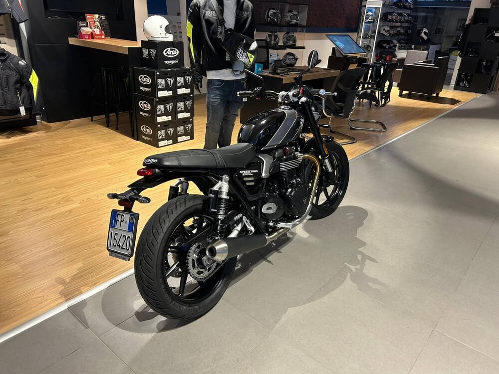 Triumph Speed Twin 900 (2025) (2)