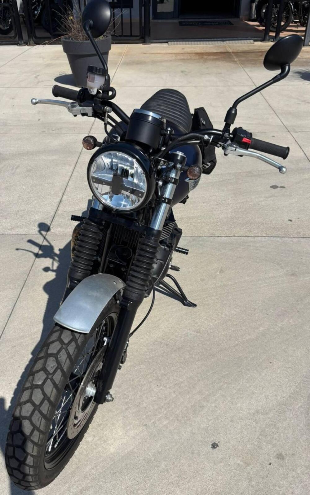 Triumph Scrambler (2006 - 17) (3)