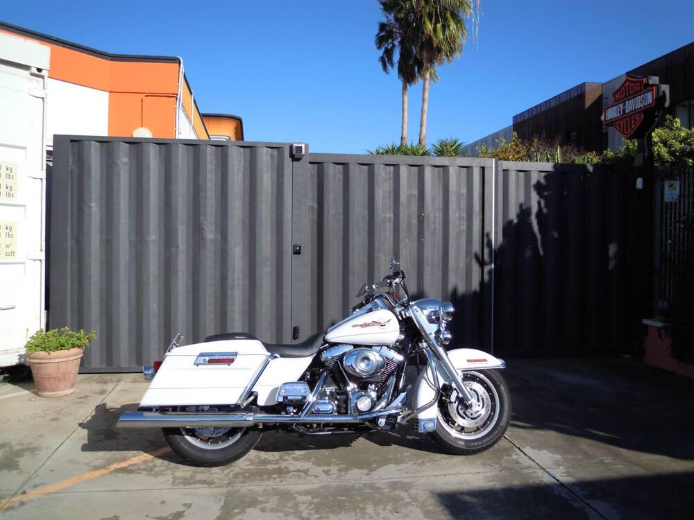 Harley-Davidson 1584 Road King (2006 - 07) - FLHR