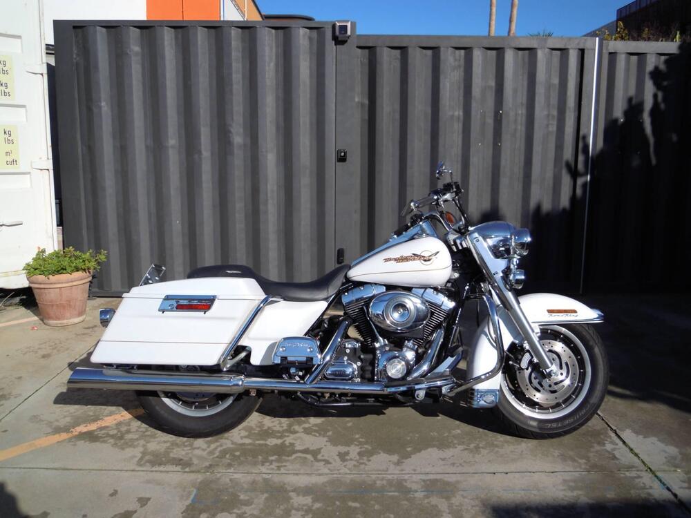 Harley-Davidson 1584 Road King (2006 - 07) - FLHR (2)