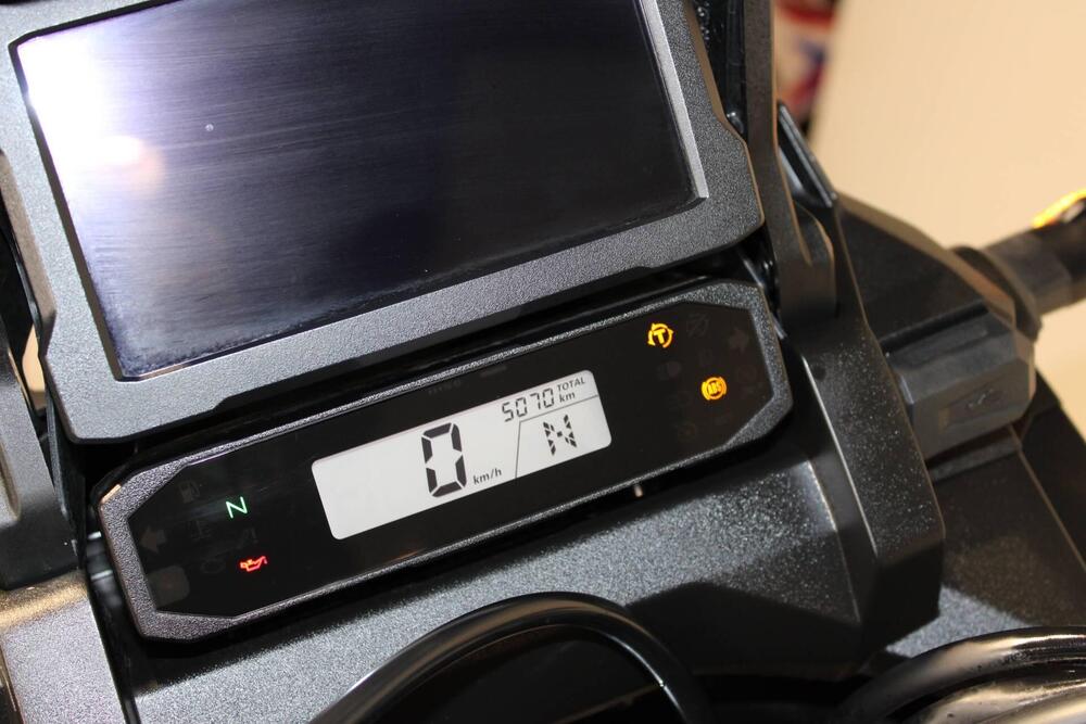 Honda Africa Twin CRF 1100L (2024 - 25) (6)