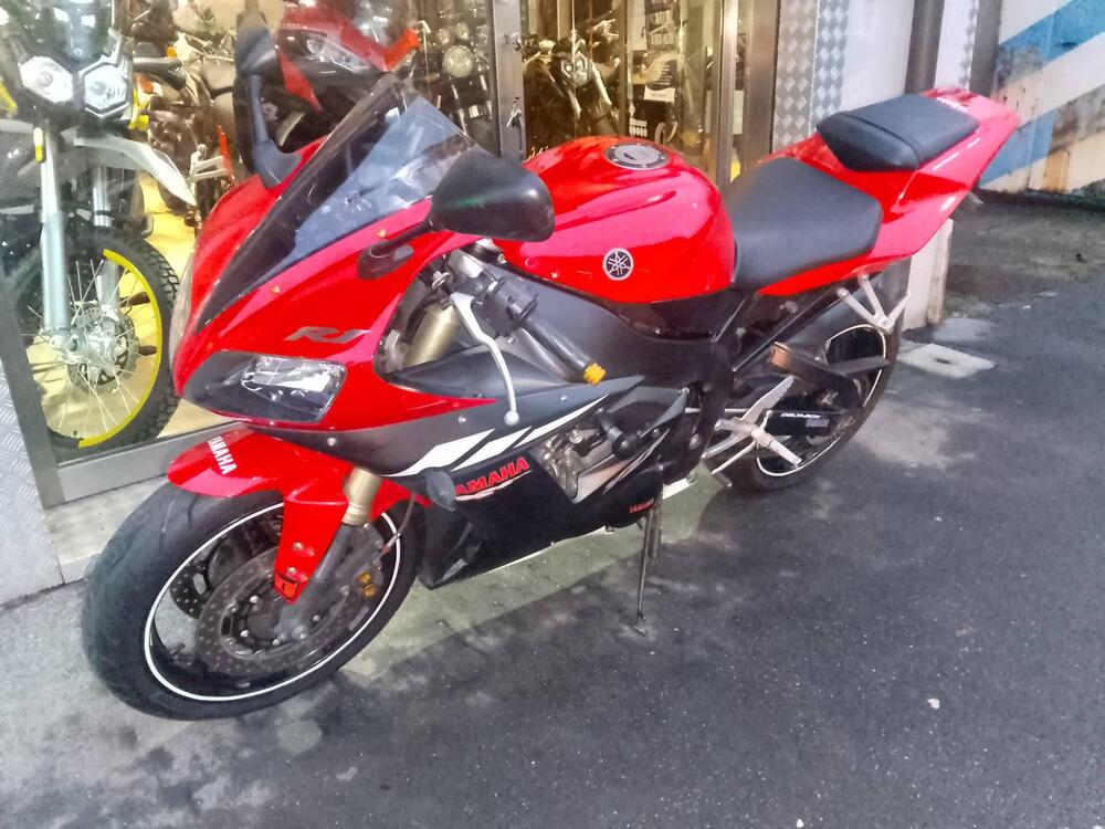 Yamaha YZF R1 (2002 - 03) (7)