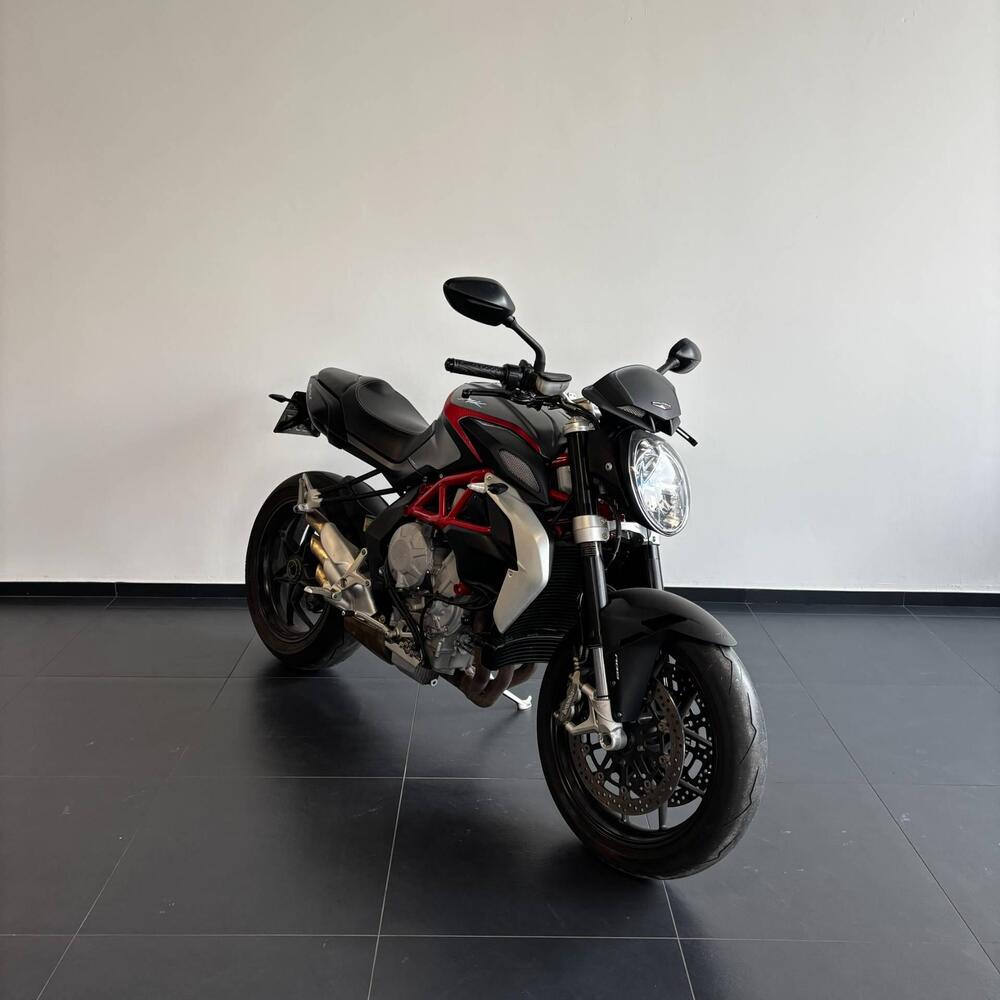 MV Agusta Brutale 800 (2012 - 15) (2)