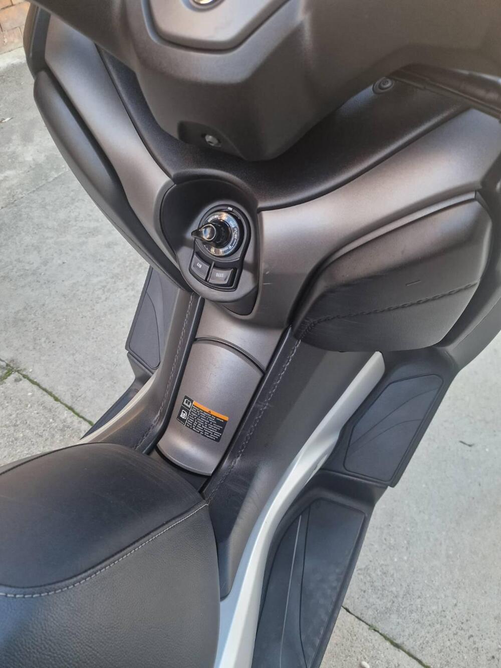 Yamaha X-Max 300 ABS (2017 - 20) (5)