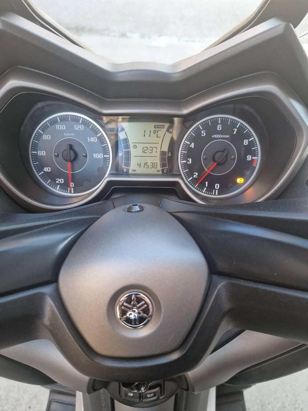 Yamaha X-Max 300 ABS (2017 - 20) (6)