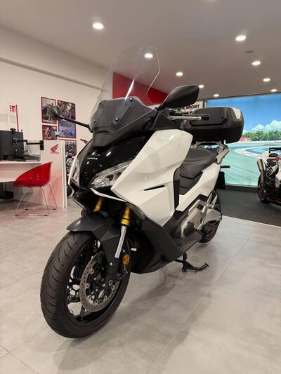 Honda Forza 750 DCT Urban (2021 - 24) usata